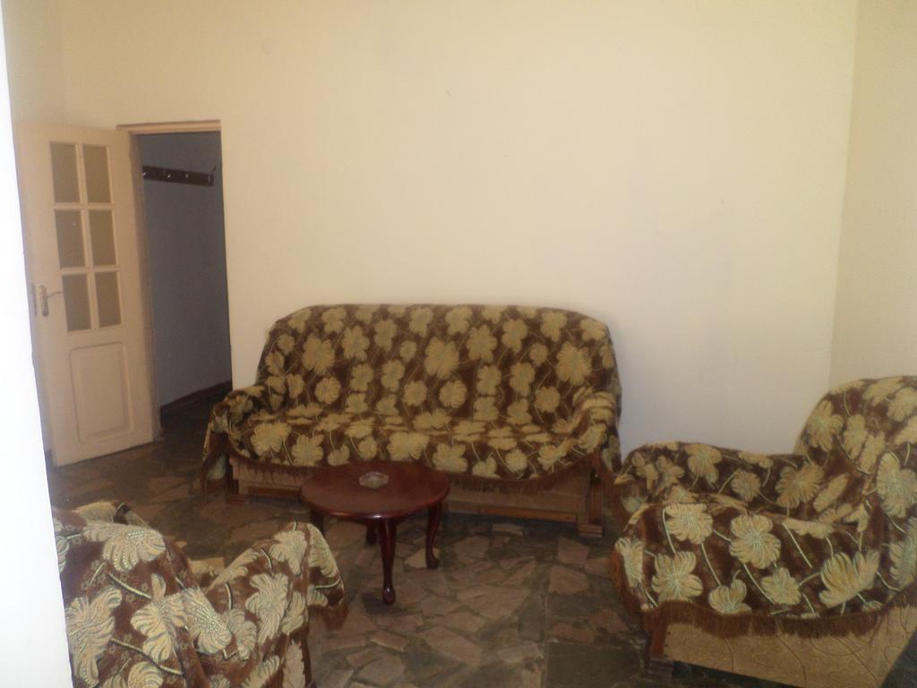 Guest House Sen ديليجان المظهر الخارجي الصورة